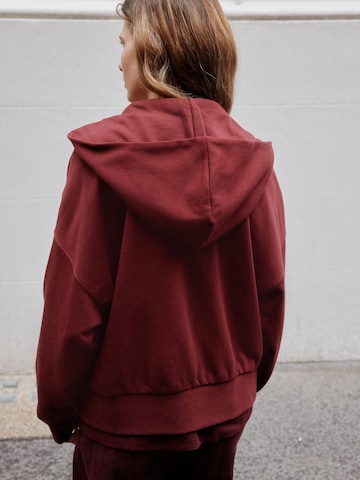 Next - Casaco em moletão em vermelho