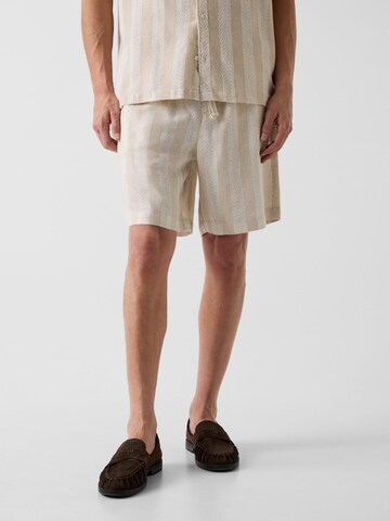 GUESS Slim fit Pants in Beige: front