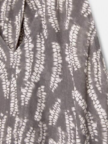 Pull&Bear Toppi värissä harmaa