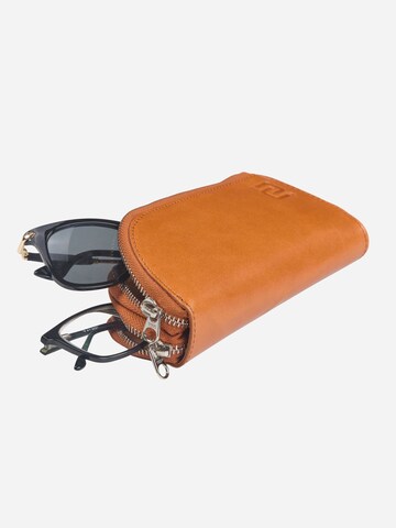 NEGOTIA Leather Case 'Alpha sunglasses' in Brown