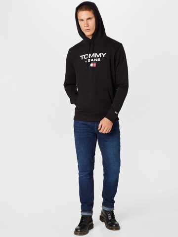 TOMMY HILFIGER Sweatshirt in Black