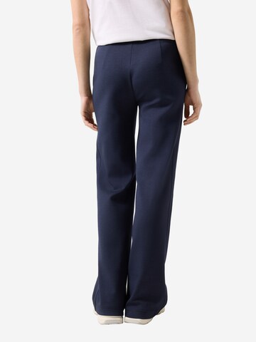 BOGNER Loose fit Pleat-Front Pants 'Cassie' in Blue