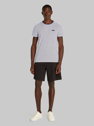 Calvin Klein Футболка в Белый