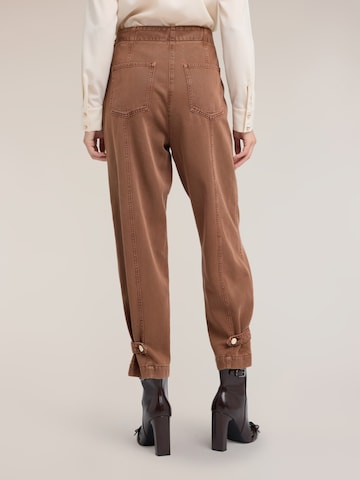 Loosefit Pantaloni di MOTIVI in marrone
