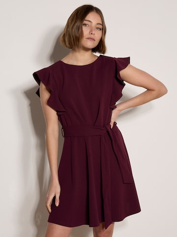 Apricot Dress ' ' in Red: front