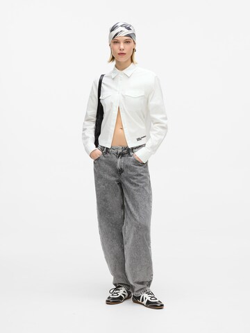 KARL LAGERFELD JEANS Blouse in White