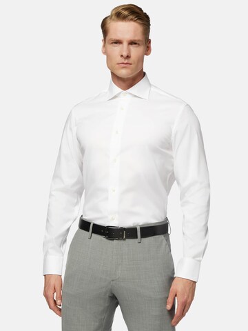 Coupe regular Chemise Boggi Milano en blanc : devant