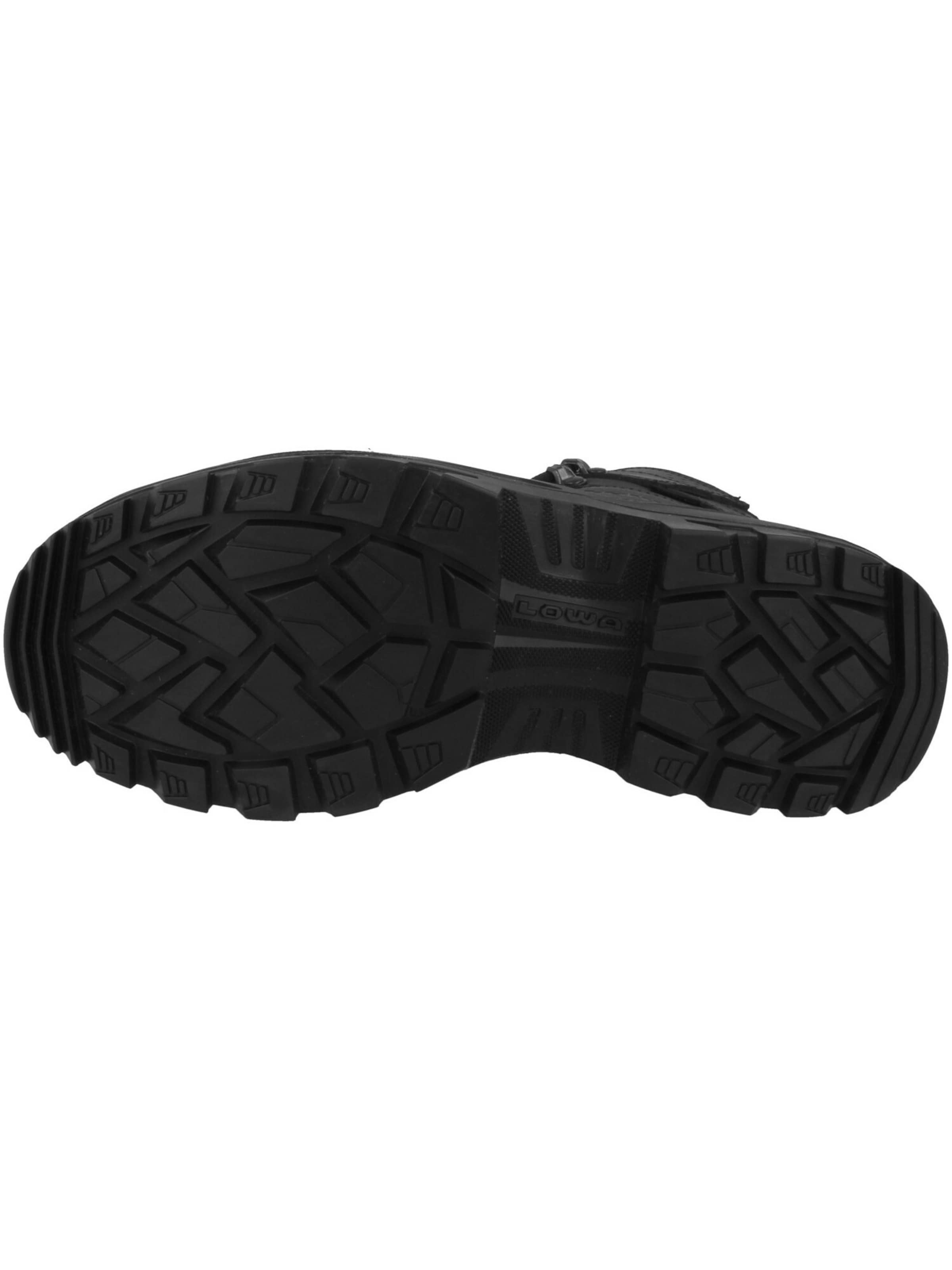 LOWA Flats in Black