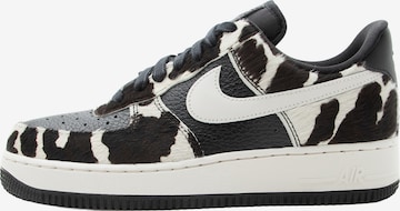 Baskets basses 'AIR FORCE 1 '07'' Nike Sportswear en noir : devant