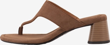 Flip-flops 'EVIE' de la VAGABOND SHOEMAKERS pe maro: față