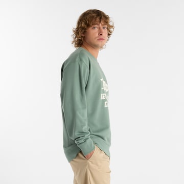 new balance Sweatshirt 'Varsity Pennant' in Groen