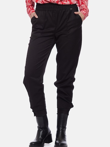 Camomilla Tapered Hose 'Cara-L' in Schwarz: Vorderseite