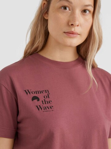 O'NEILL Тениска 'Women Of The Wave' в червено