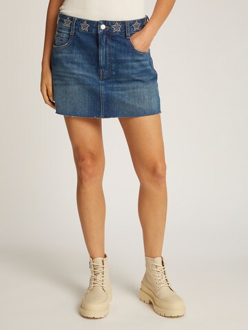 Fustă de la Tommy Jeans pe albastru: față