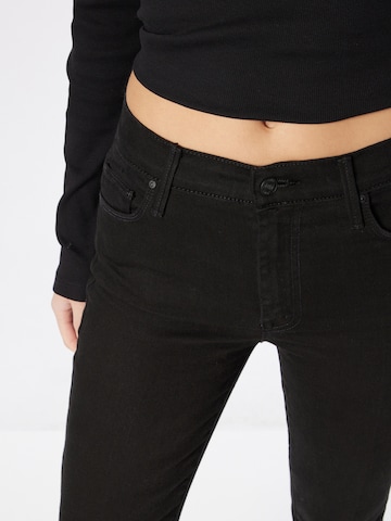 MOTHER Flared Jeans 'THE WEEKENDER FRAY' in Black