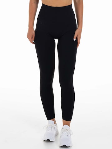 Slimfit Pantaloni sportivi 'Athleisure' di Divina in nero: frontale