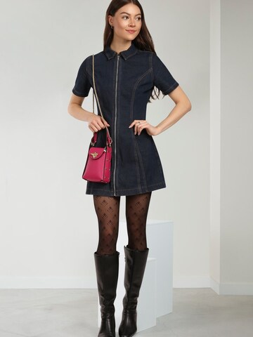 Florence Schoudertas in Roze