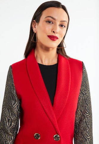 faina - Sobretudo meia-estação em vermelho