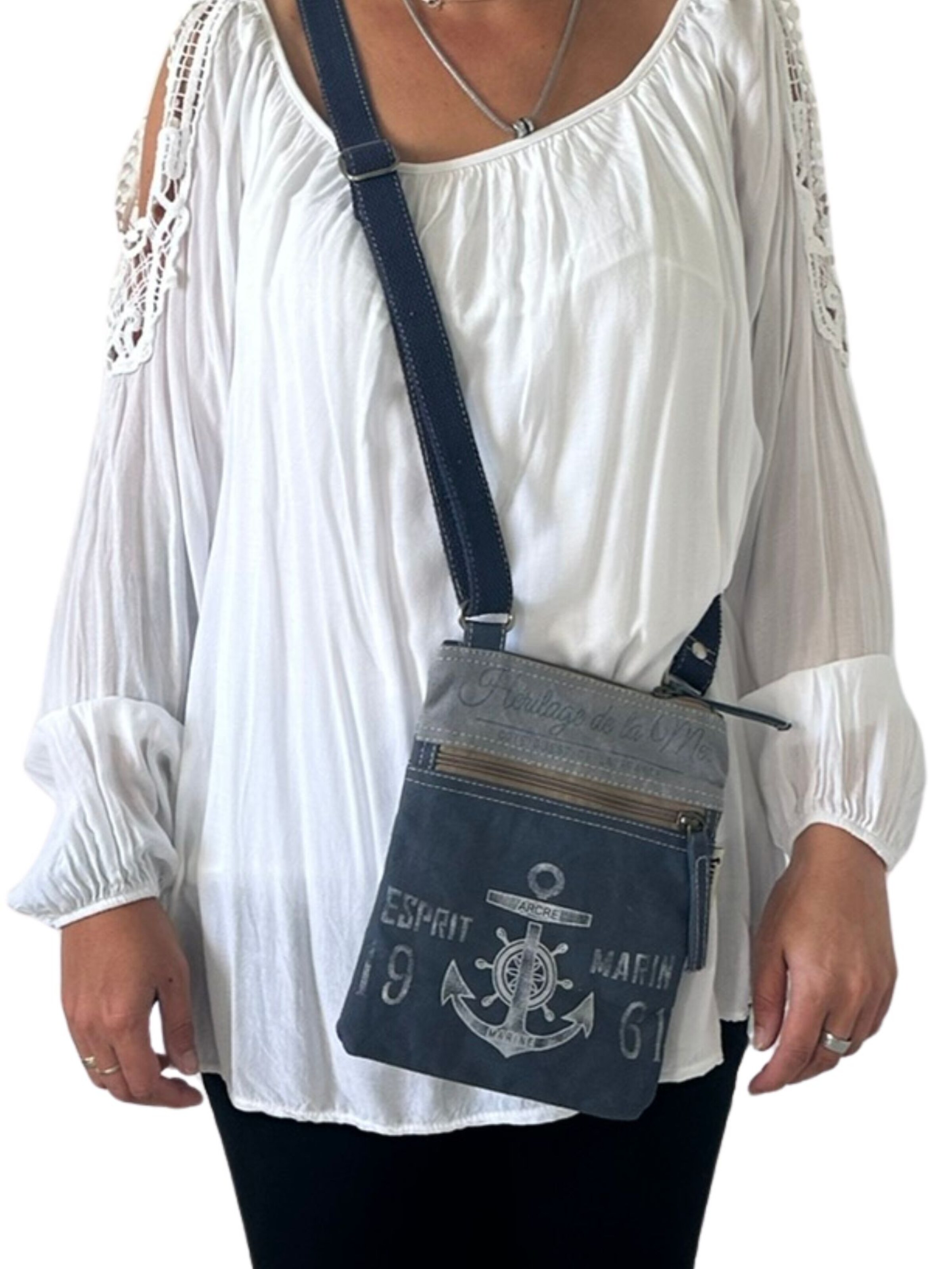 Sunsa Crossbody Bag 'Sunsa' in Blue