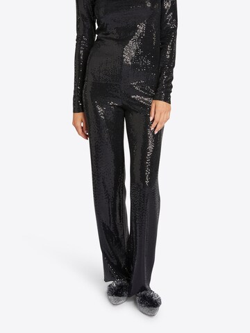 Rich & Royal Regular Pants in Black: front