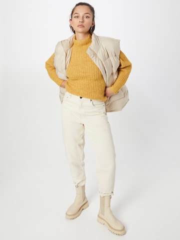 VERO MODA Sweater 'Daisy' in Yellow