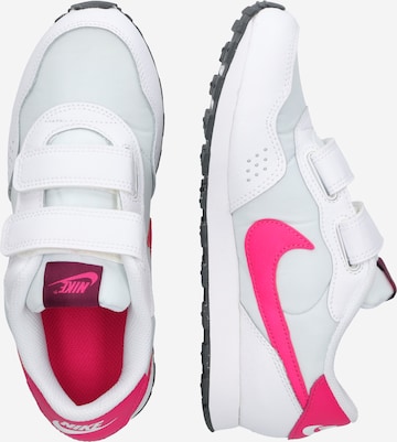 balts Nike Sportswear Brīvā laika apavi