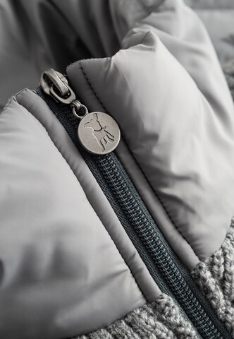 Frieda & Freddies Vest in Grey