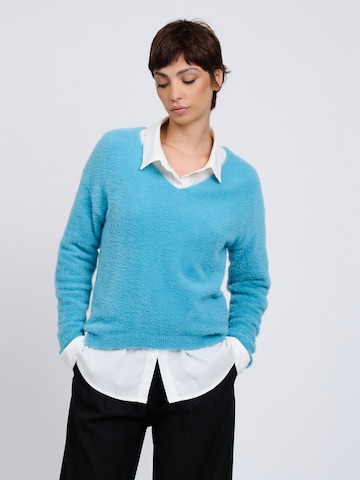 Influencer - Jersey en azul: frente