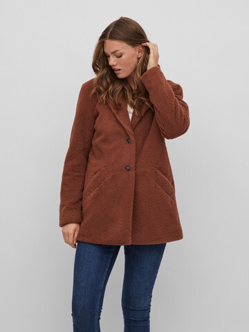 VILA Winter Coat 'TED' in Brown: front