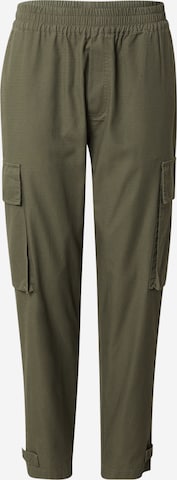 regular Pantaloni cargo 'Marlo' di ABOUT YOU x Swalina&Linus in verde: frontale