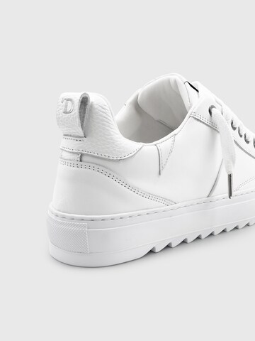 Dutch'D Platform trainers 'Charm' in White