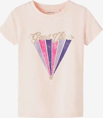 NAME IT Μπλουζάκι 'DEA' σε ροζ: μπροστά