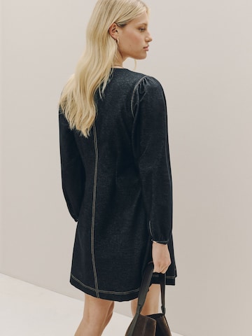 Robe Next en noir