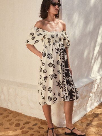 Robe Next en blanc