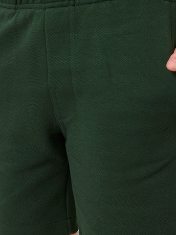 Tommy LifeHlače 'TOMMY Shorts aus Baumwollmischung' - zelena boja