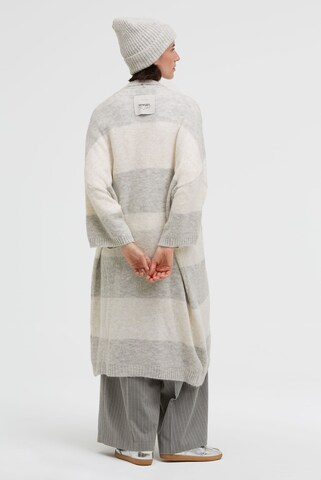 SENSES.THE LABEL Knit Cardigan in Grey