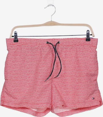 TOMMY HILFIGER Shorts in 33 in Red: front