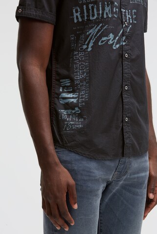 CAMP DAVID Regular fit Button Up Shirt in Black