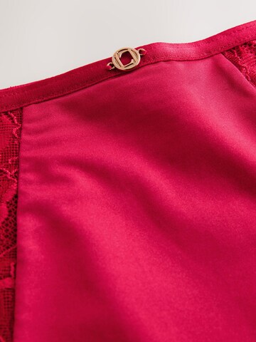 Slip di Lipsy in rosso