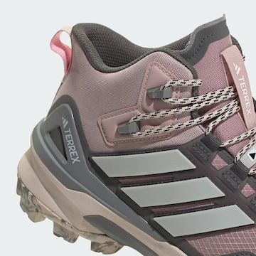 ADIDAS TERREX Boots 'Skychaser' in Pink
