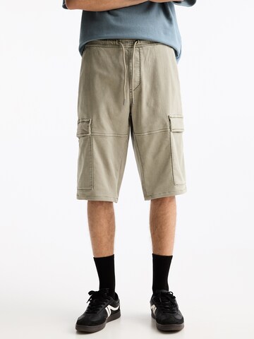 Pull&Bear Regular Cargobroek in Beige: voorkant