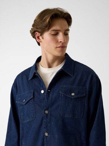GUESS Jacke in Blau