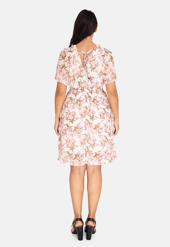 Elara Kleid in Pink