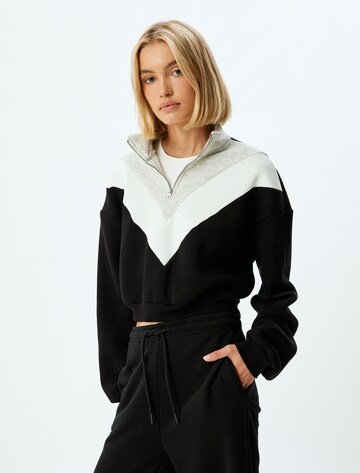 Koton Sweatshirt in Schwarz: Vorderseite