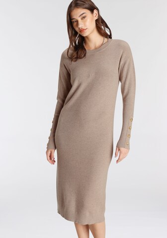 LAURA SCOTT Knitted dress in Beige