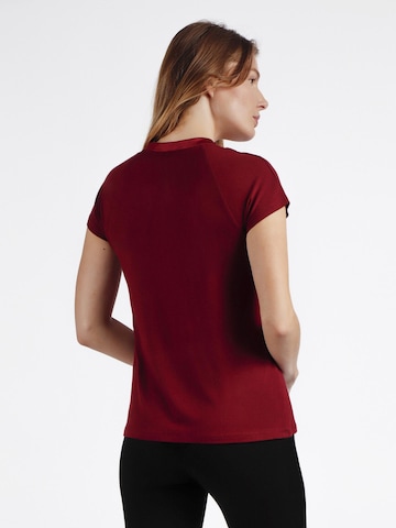 admas - Top 'ADMAS Camiseta Manga Corta Tapeta Raso para Mujer' en rojo