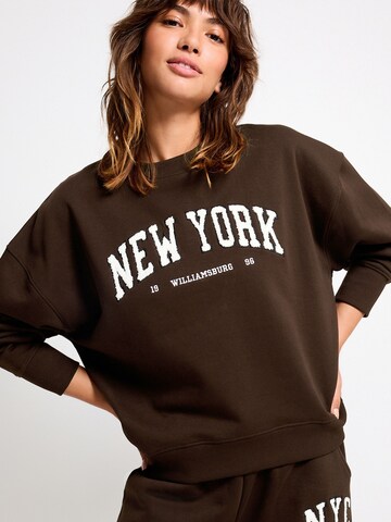 Next Sweatshirt in Bruin