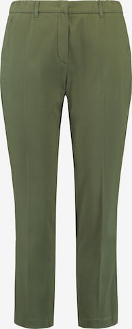 SAMOON Loose fit Pleat-Front Pants in Green: front