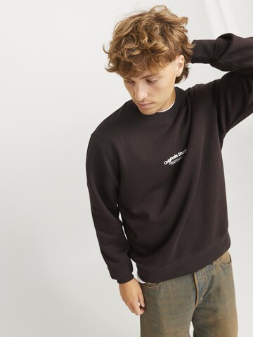 JACK & JONES Sweatshirt in Brown