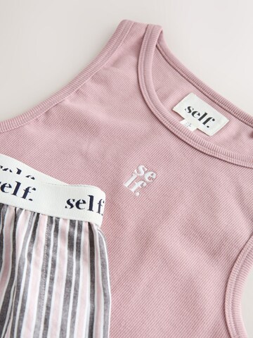Shorty self. en rose